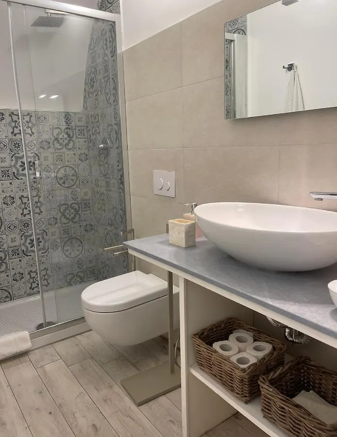 21 Apartment Noto Italy