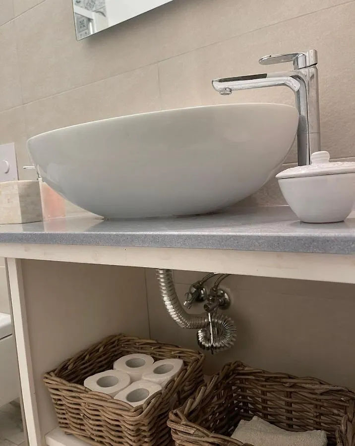 21 Apartment Noto